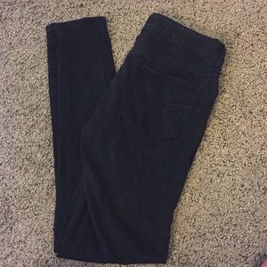BLACK AMERICAN EAGLE JEGGINGS